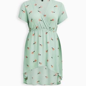 Torrid crinkle gauze Tunic size 2